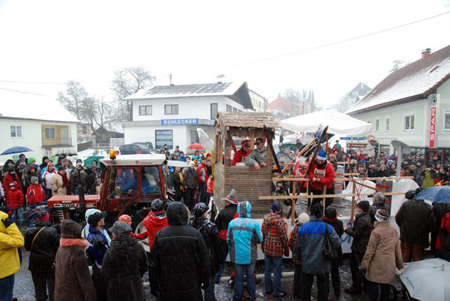 faschingszug2010158